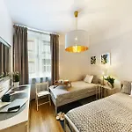 Kramarska Lux - Friendly